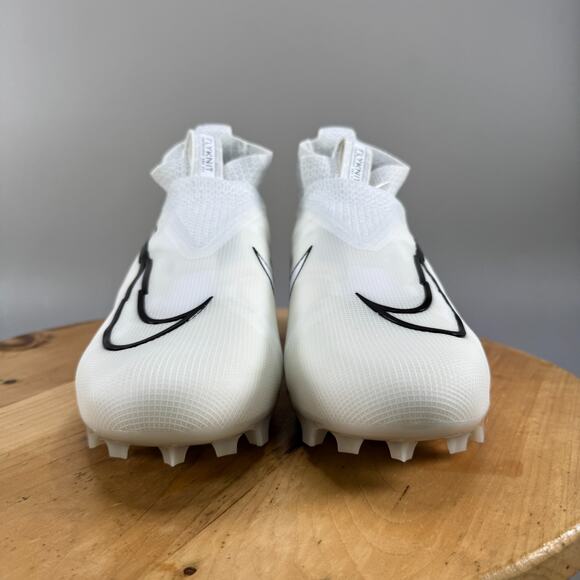 Nike Alpha Menace Elite 3 Mens Size 13.5 Football Cleats White DM1792-109 NEW - Picture 2 of 8